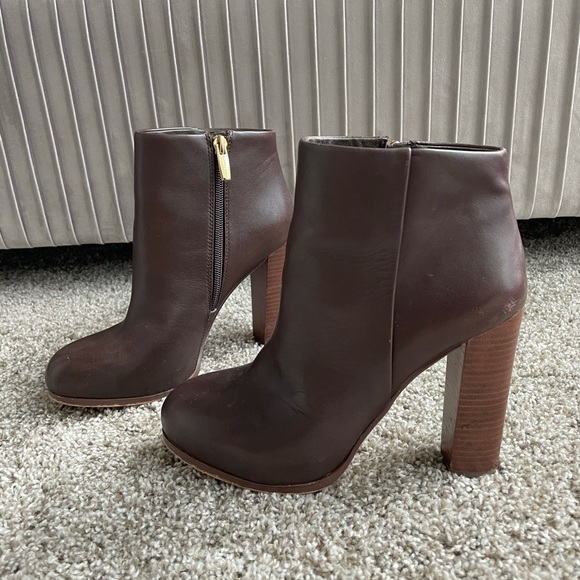 Brown Leather Chunky High Heel Bootie - Picture 4 of 6